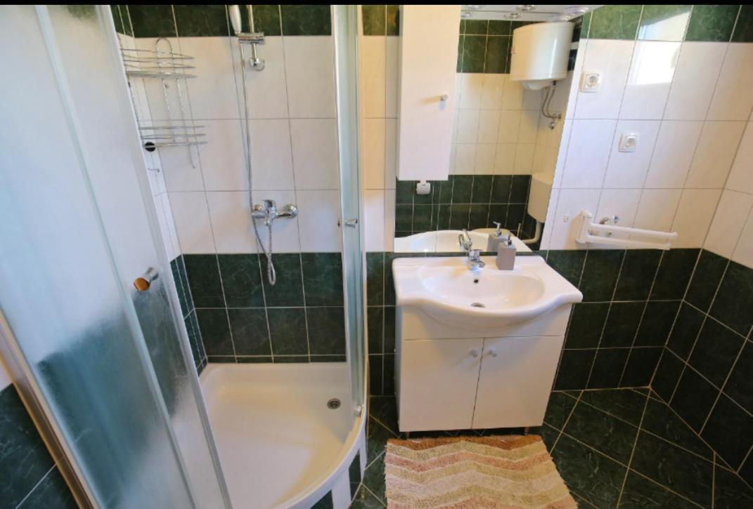 Apartmani Mirjana Tribanj-Krusćica Exterior foto