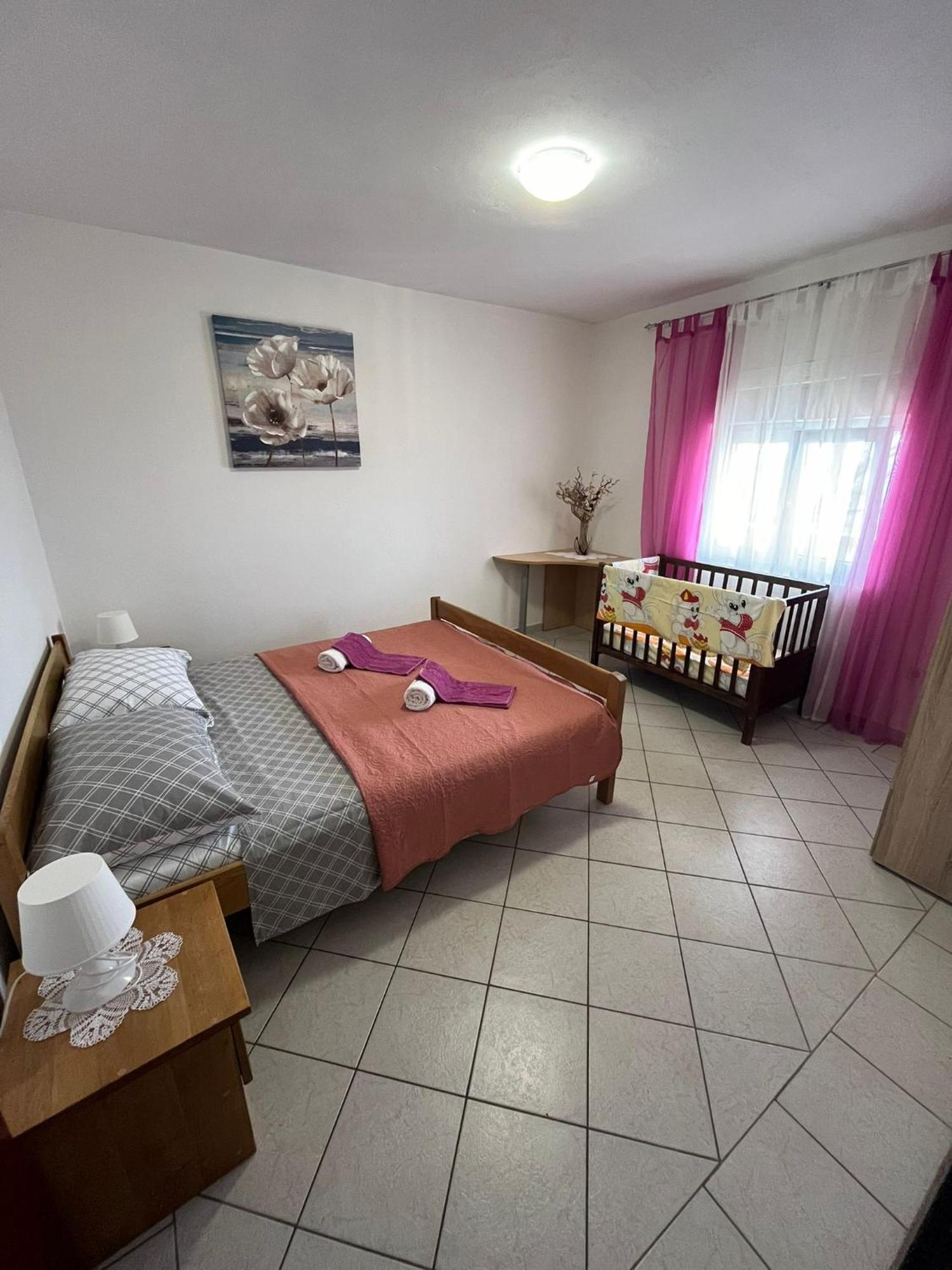 Apartmani Mirjana Tribanj-Krusćica Exterior foto