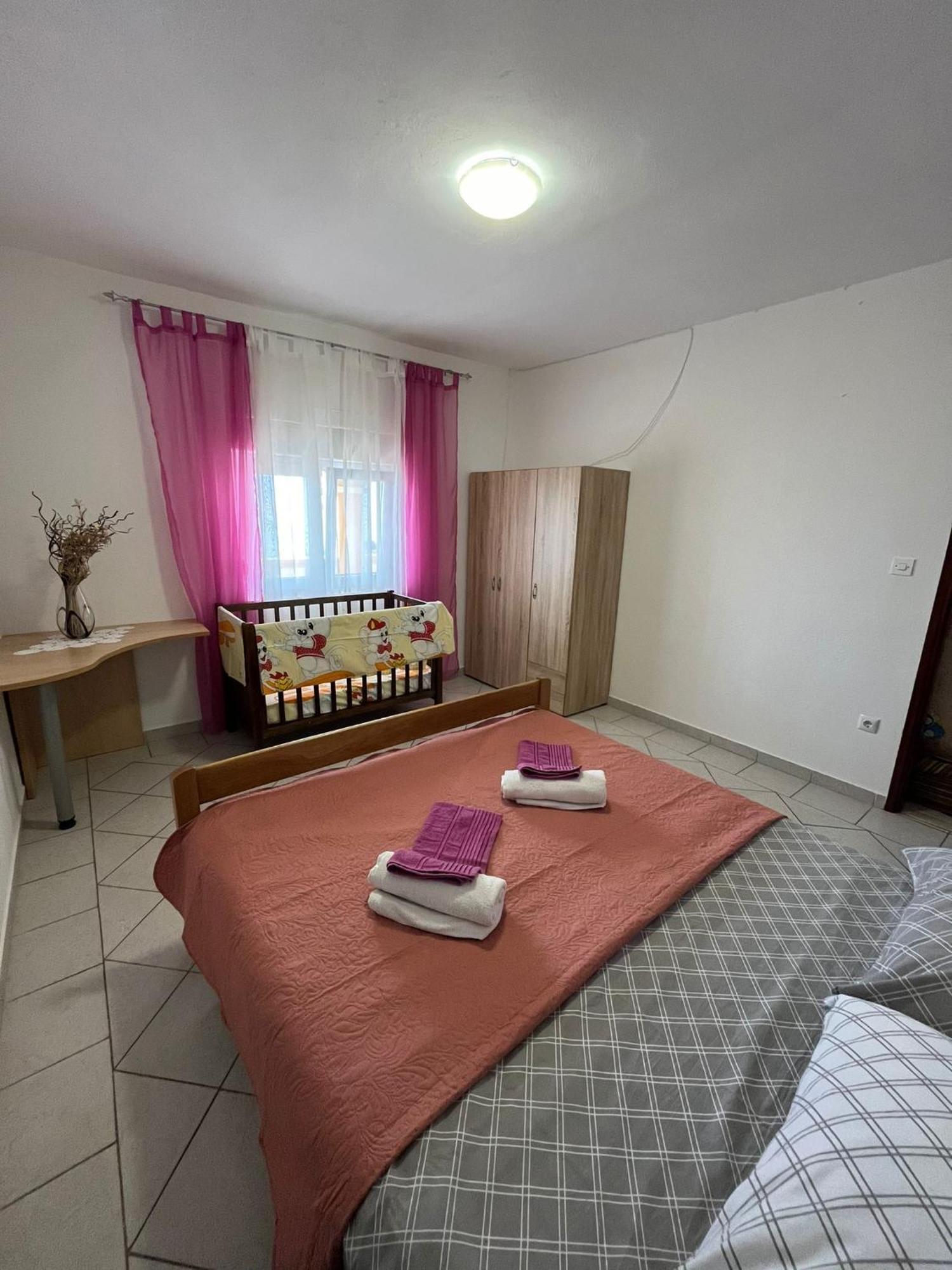 Apartmani Mirjana Tribanj-Krusćica Exterior foto